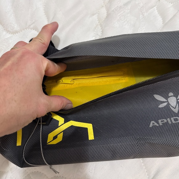 Apidura bike bag frame bag - Picture 4 of 7